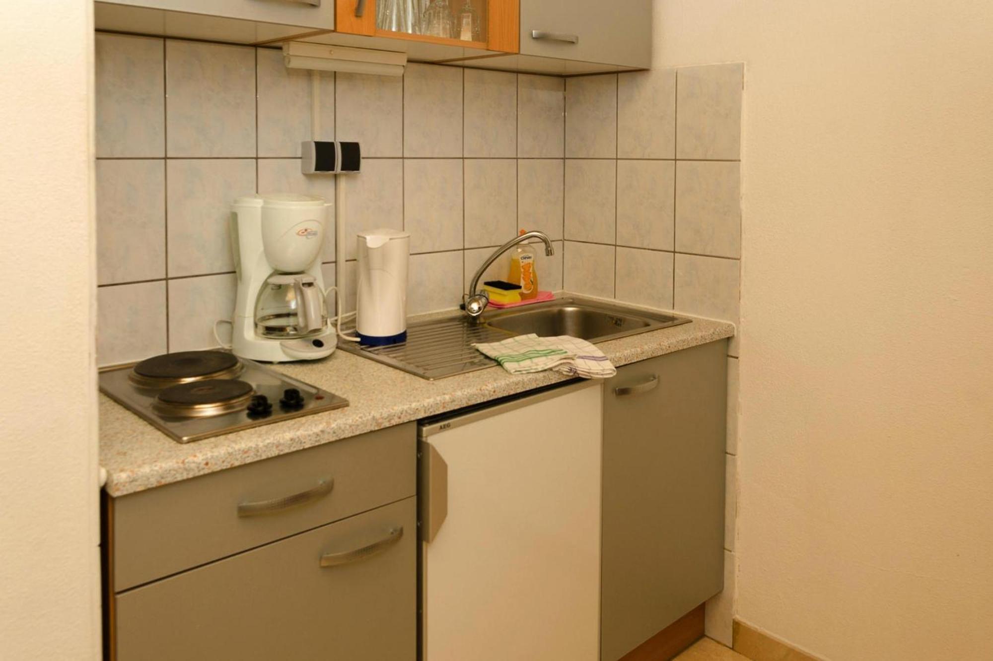 Apartment In Podersdorf Am See With A Bicycle Storage Exterior foto